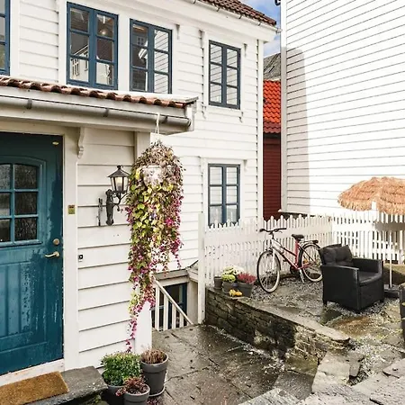 Sjarmerende Enebolig I Sandviken Сasa de vacaciones Bergen